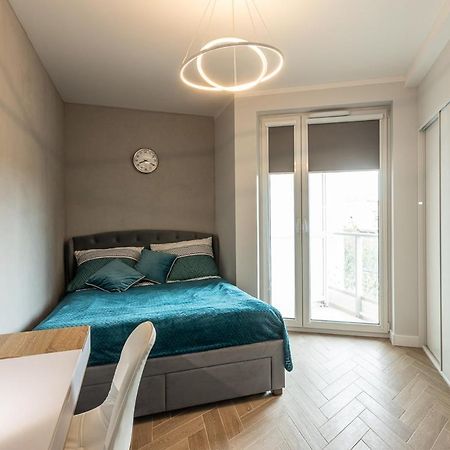 B&W Luxurious Apartment In The Center Of Wrocław Extérieur photo
