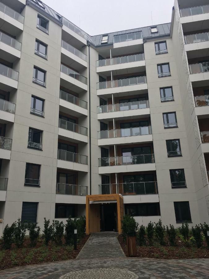 B&W Luxurious Apartment In The Center Of Wrocław Extérieur photo