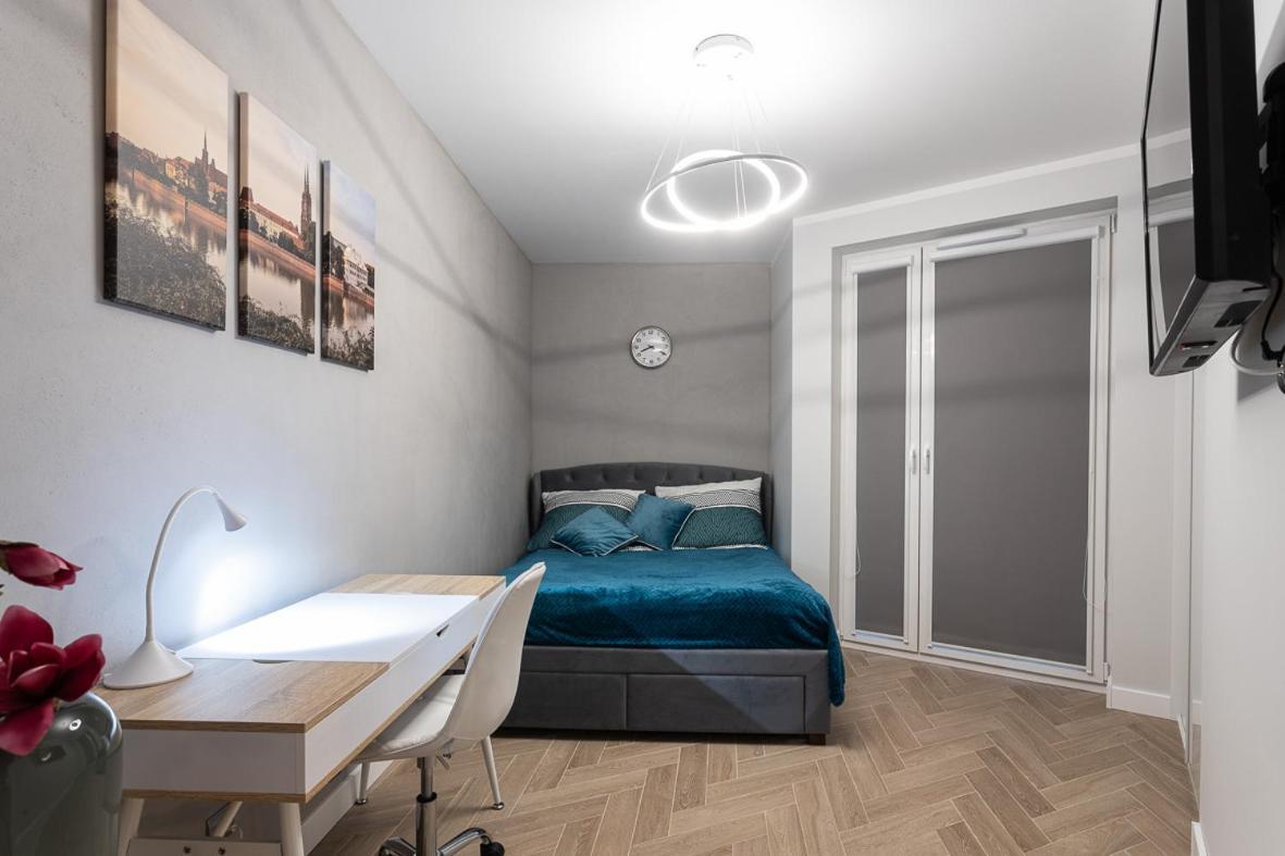 B&W Luxurious Apartment In The Center Of Wrocław Extérieur photo
